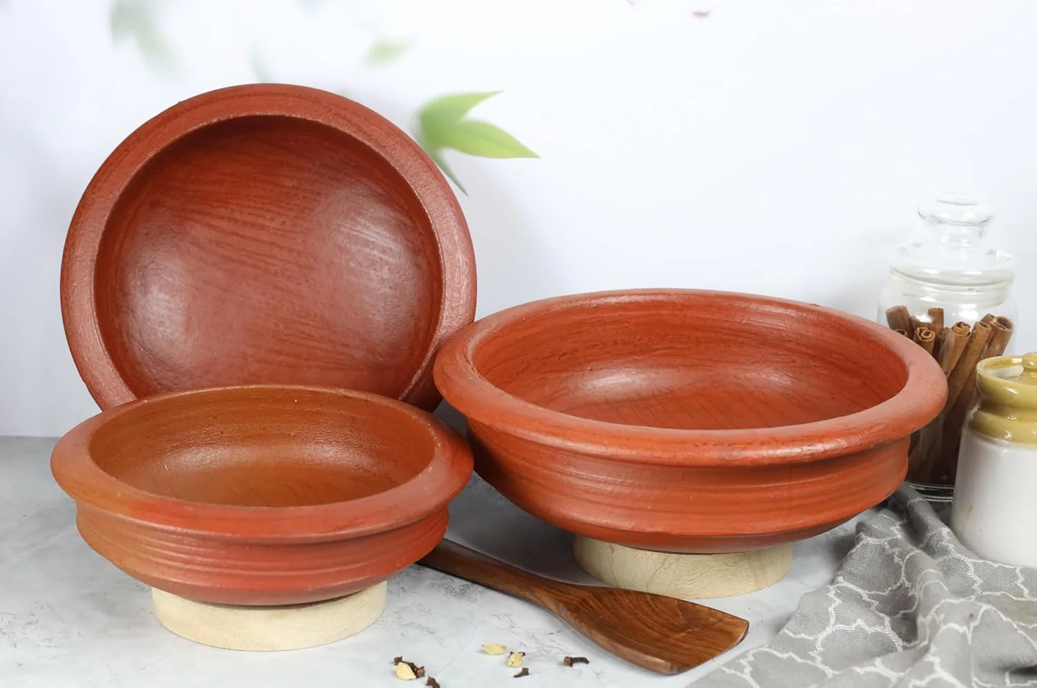 Deep Burned Uncoated Clay Pot Or Mitti Handi Combo With 2 Wooden Spatulas Complimentary Pack Of 3 - Red, 1+2+3 Liters | Pre-Seasoned Mud Pot - Unglazed, Double Fired, Hand Crafted - Image 2