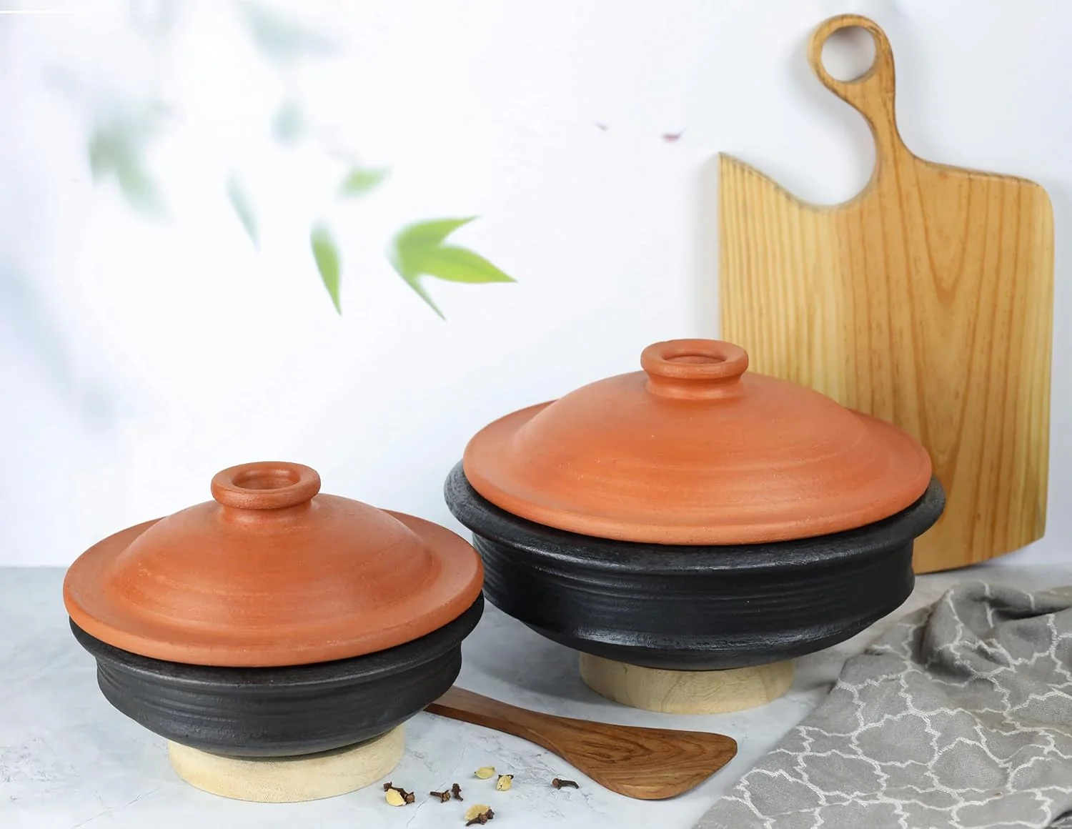 Deep Burned Uncoated Clay Pot Or Mitti Handi With Lid Combo + 2 Wooden Spatulas Complimentary Pack Of 2 - Black, 2+3 Liters | Pre-Seasoned Mud Pot - Unglazed, Double Fired, Hand Crafted - Image 2