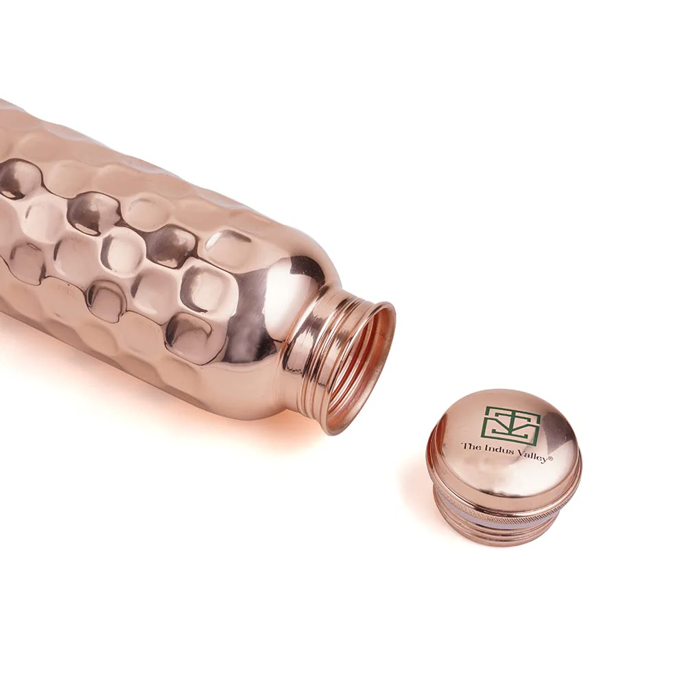 Diamond Cut Copper Bottle For Home, School, College & Office - 1 Liter, 222 Grams, Leak Proof | Rust Proof, Easy To Carry, Pure & Healthy, 100% Toxin Free - Image 4
